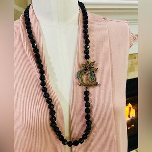 Heidi Daus “Perennial Favorite” black necklace